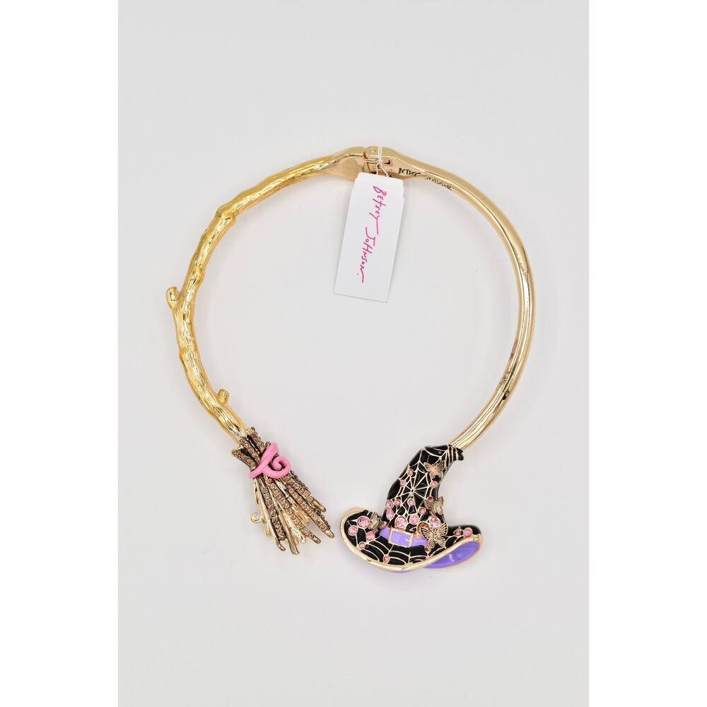 Betsey Johnson Gold Witchy Broom Collar Necklace Halloween Witch Hat NWT Bin3D